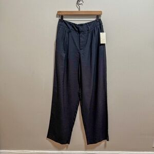 A new day crepe pleated high rise trousers work pants size 6 NWT black straight
